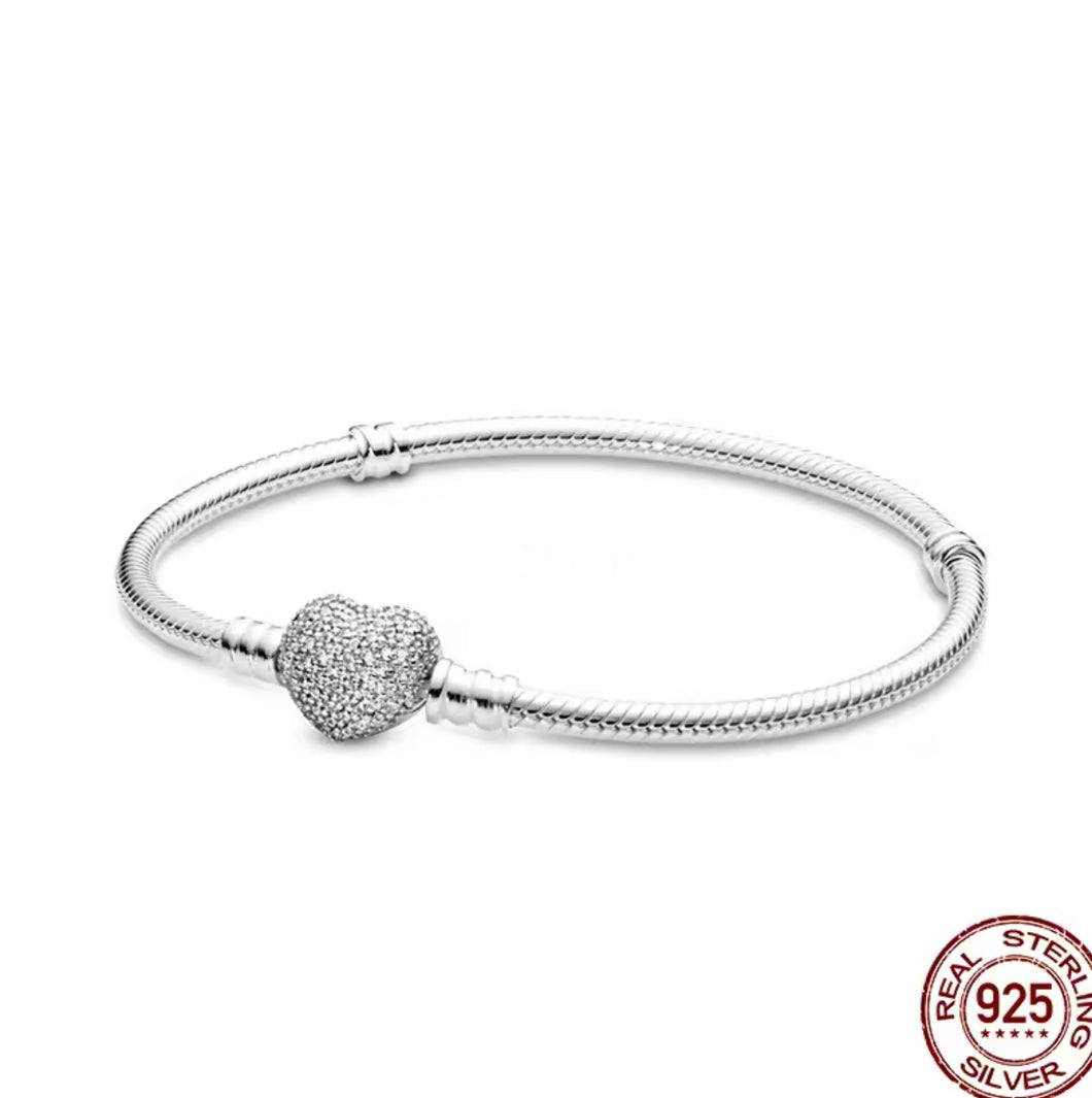 Bright hearth bracelet