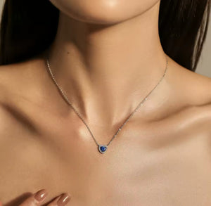 Collar corazón de ópalo
