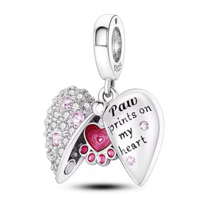Charm “paw prints on my heart”