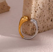 Cargar imagen en el visor de la galería, Anillo gota de agua
