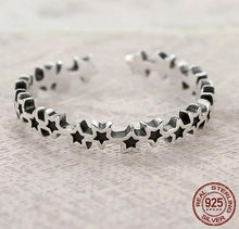 Cargar imagen en el visor de la galería, Anillo estrellas
