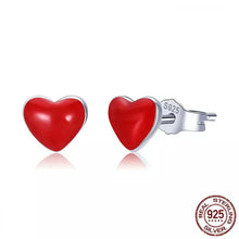 Cargar imagen en el visor de la galería, Aretes corazón rojo
