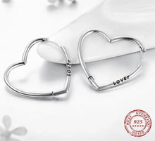 Cargar imagen en el visor de la galería, Heart Loved silver earrings
