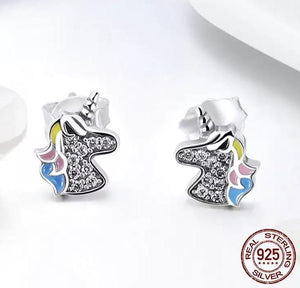 Aretes unicornio zirconias