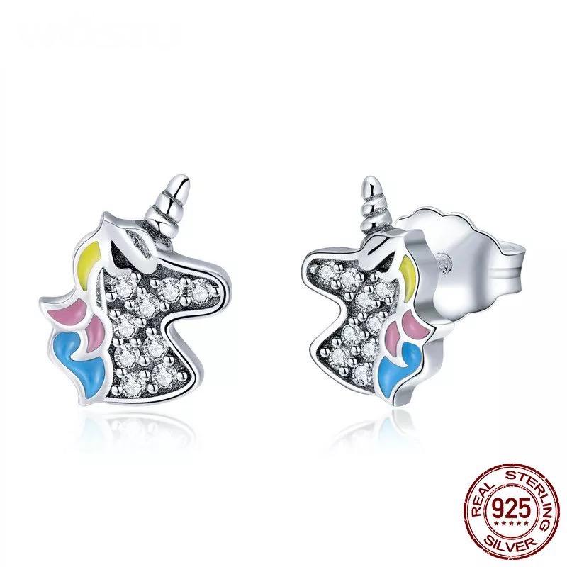 Aretes unicornio zirconias