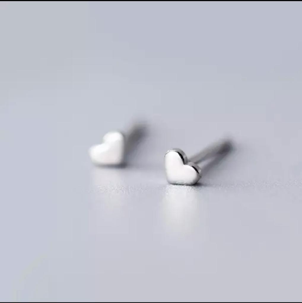Aretes corazón mini