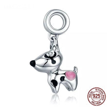 Cargar imagen en el visor de la galería, Dije perrito con corazón
