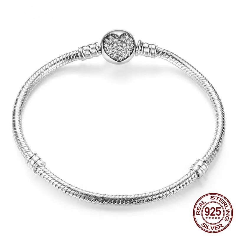 Brazalete broche de corazón con zirconias