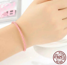 Cargar imagen en el visor de la galería, Brazalete de cuero rosa
