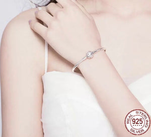 Brazalete broche de esfera con estrellas