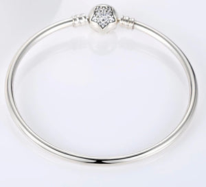 Brazalete con broche de estrella