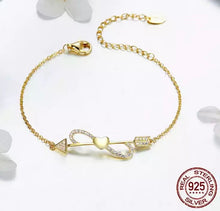 Cargar imagen en el visor de la galería, Pulsera oro, infinito, corazón y flecha
