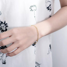 Cargar imagen en el visor de la galería, Pulsera oro doble con cruz mini
