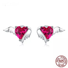 Cargar imagen en el visor de la galería, Guardian heart earrings
