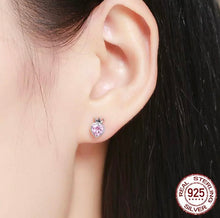 Cargar imagen en el visor de la galería, Aretes corona de amor

